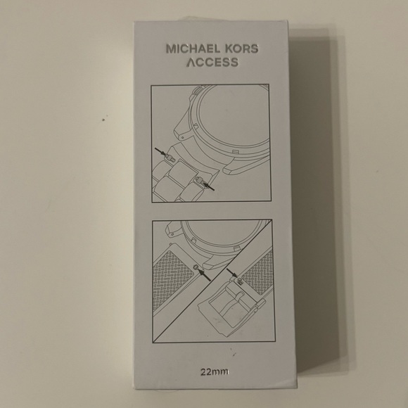 Michael Kors Access Watch Band - Picture 2 of 4